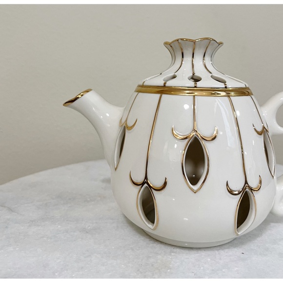 PartyLite White and Gold Candle Holder - Picture 2 of 6